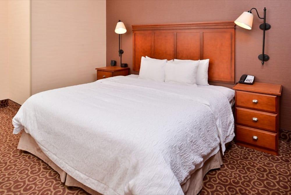 Hotel Mcknight McCandless Township
